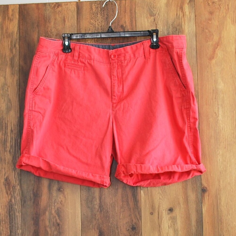 Eddie Bauer Women's Pink Legend Wash Shorts  Size 16